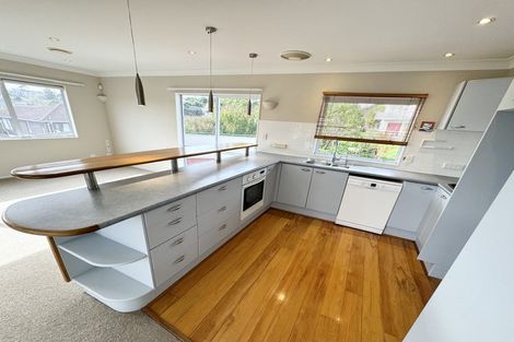 Photo of property in 21a Madison Place, Forrest Hill, Auckland, 0620