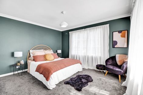 Photo of property in 226 Tukapa Street, Westown, New Plymouth, 4310