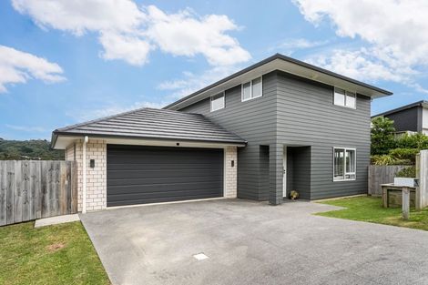 Photo of property in 190 Navigation Drive, Whitby, Porirua, 5024