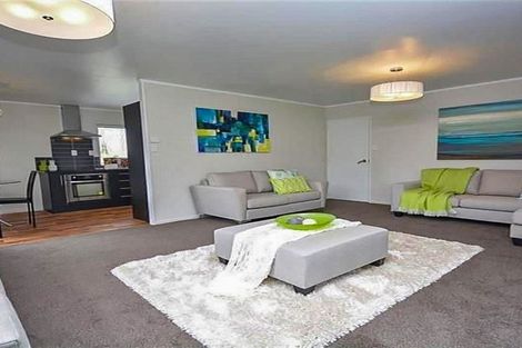 Photo of property in 24 Estuary Road, Weymouth, Auckland, 2103