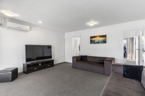 Photo of property in 1/33 Bramley Drive, Farm Cove, Auckland, 2012