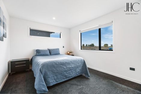 Photo of property in 6 Cassidy Way, Springvale, Alexandra, 9391