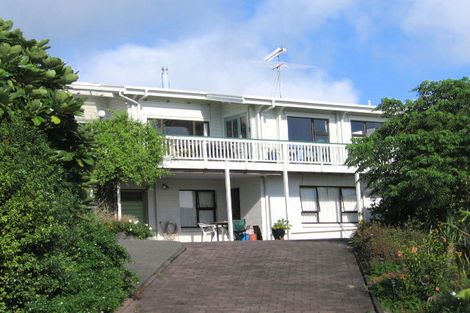 Photo of property in 10 Higham Ferrers Place, Red Beach, 0932