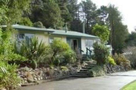Photo of property in 480 Stokes Valley Road, Stokes Valley, Lower Hutt, 5019