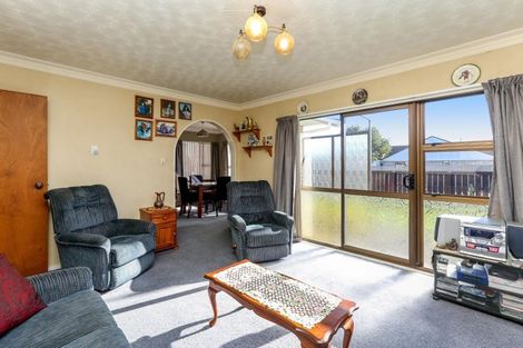 Photo of property in 1 Nursery Place, Westown, New Plymouth, 4310