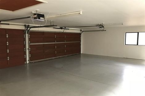 Photo of property in 18 Savoy Road, Orewa, 0931