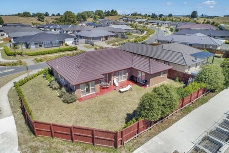 Photo of property in 2 Kawariki Drive, Baverstock, Hamilton, 3200