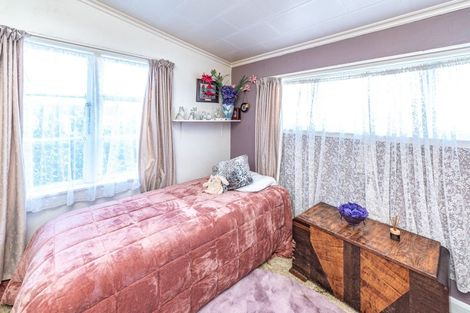 Photo of property in 2 Wharf Street, Castlecliff, Whanganui, 4501