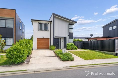 Photo of property in 4 Aston Crescent, Wallaceville, Upper Hutt, 5018