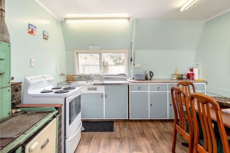 Photo of property in 451 Tora Farm Settlement Road, Tora, Martinborough, 5782