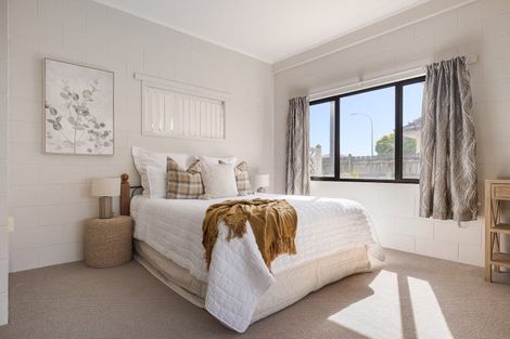 Photo of property in 439 Oceanbeach Road, Mount Maunganui, 3116