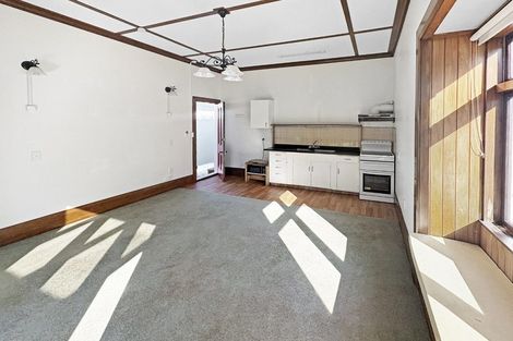 Photo of property in 23 Union Street, Hokowhitu, Palmerston North, 4410