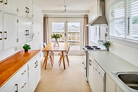 Photo of property in 57a Ranui Terrace, Tawa, Wellington, 5028