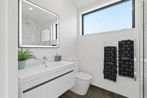 Photo of property in 4 Barnfields Close, Halswell, Christchurch, 8025