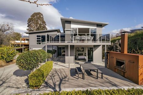 Photo of property in 73 Oregon Drive, Kelvin Heights, Queenstown, 9300