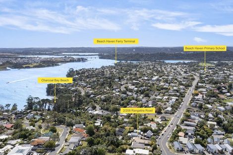Photo of property in 2/208 Rangatira Road, Beach Haven, Auckland, 0626