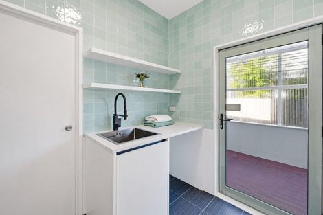 Photo of property in 13a Bayswater Avenue, Bayswater, Auckland, 0622