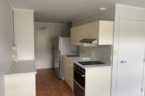 Photo of property in 24b/30 Westward Ho, Glen Eden, Auckland, 0602