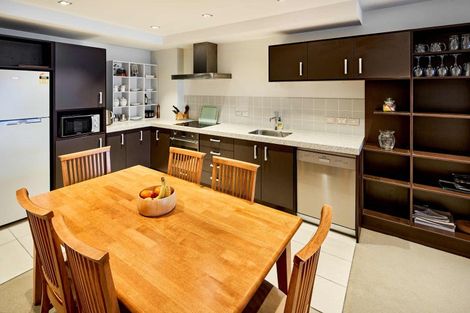 Photo of property in Monument Apartments, 4g/245 Wakefield Street, Te Aro, Wellington, 6011