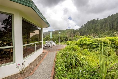 Photo of property in 14 Makahika Road, Levin, 5571