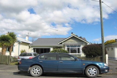 Photo of property in 25 Ruataniwha Street, Waipawa, 4210