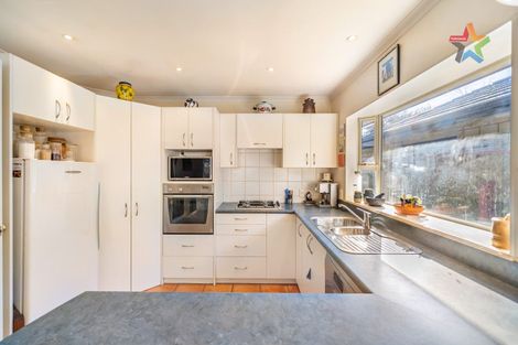 Photo of property in 41 Waiwhetu Road, Waiwhetu, Lower Hutt, 5010