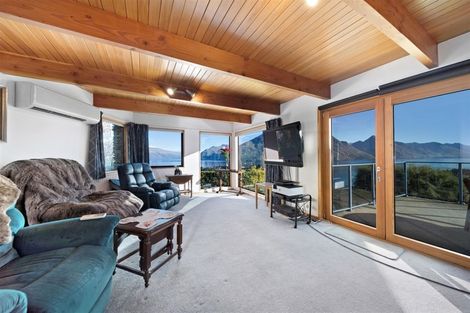 Photo of property in 33 Edinburgh Drive, Queenstown, 9300