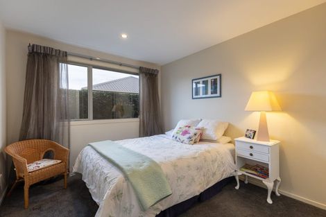 Photo of property in 2 Puketutu Grove, Motueka, 7120