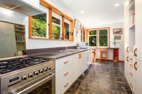 Photo of property in 129 Ironside Road, Johnsonville, Wellington, 6037