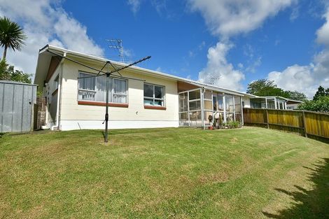 Photo of property in 60 Albatross Road, Red Beach, 0932