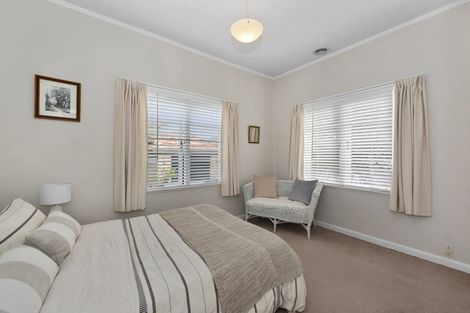 Photo of property in 33 Dalethorpe Avenue, Fairfield, Hamilton, 3214