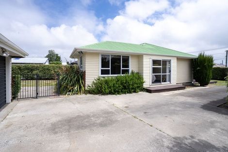 Photo of property in 40 Vancouver Crescent, Wainoni, Christchurch, 8061