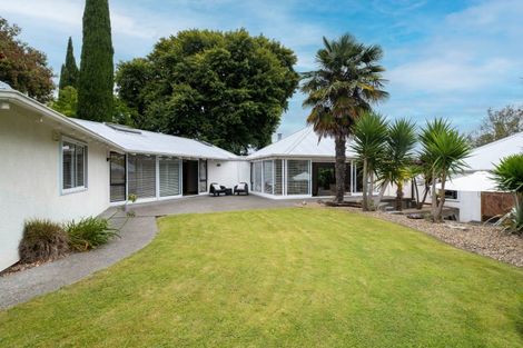 Photo of property in 138 Te Mata Road, Havelock North, 4130
