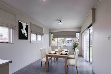 Photo of property in 15 Chorley Avenue, Massey, Auckland, 0614
