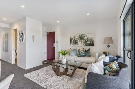 Photo of property in 4/79 Schnapper Rock Road, Schnapper Rock, Auckland, 0632