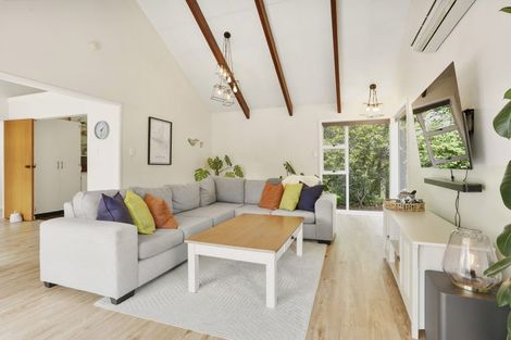 Photo of property in 2/38a Greers Road, Burnside, Christchurch, 8041