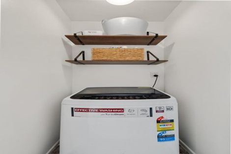 Photo of property in 41 Bass Street, Woolston, Christchurch, 8062