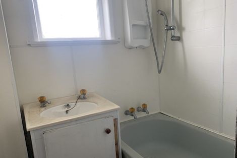 Photo of property in 38 Treadwell Street, Naenae, Lower Hutt, 5011