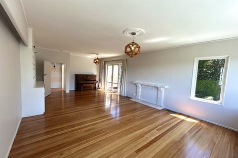 Photo of property in 25 Torwood Road, Khandallah, Wellington, 6035