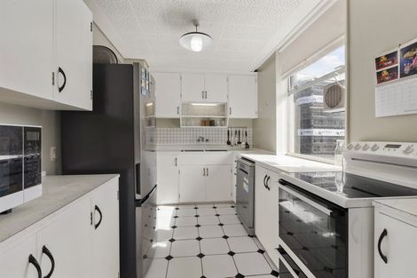 Photo of property in Jellicoe Towers, 191 The Terrace, Wellington Central, Wellington, 6011