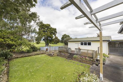 Photo of property in 37 Waterloo Crescent, Hokowhitu, Palmerston North, 4410
