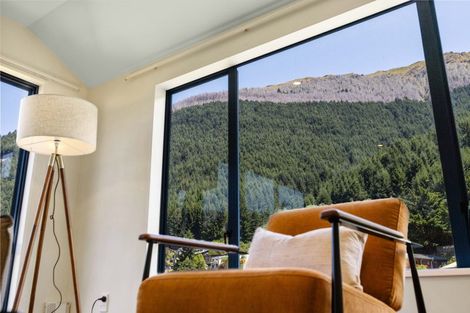 Photo of property in 20b Watts Road, Fernhill, Queenstown, 9300