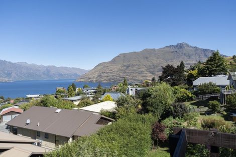 Photo of property in 21b Avalon Crescent, Fernhill, Queenstown, 9300