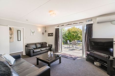 Photo of property in 70 Michael Road, Paraparaumu Beach, Paraparaumu, 5032