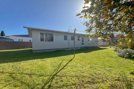 Photo of property in 108a Bartholomew Road, Levin, 5510