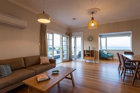 Photo of property in 108 Moncks Spur Road, Redcliffs, Christchurch, 8081