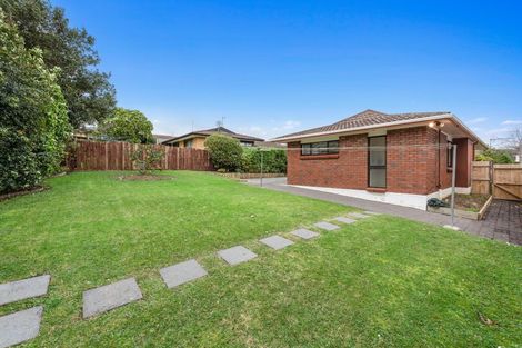 Photo of property in 31 Cromdale Avenue, Highland Park, Auckland, 2010