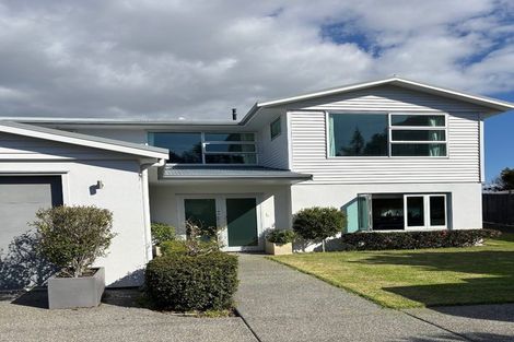 Photo of property in 242 Papamoa Beach Road, Papamoa Beach, Papamoa, 3118