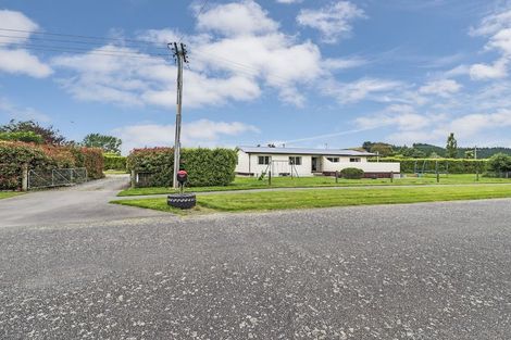 Photo of property in 8 Cross Street, Coalgate, 7673