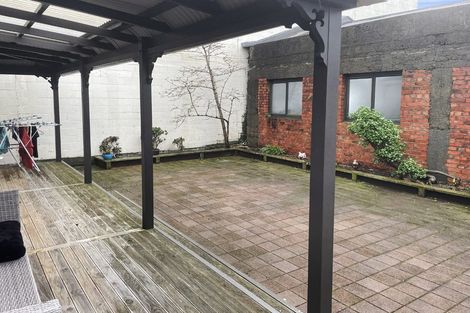 Photo of property in 18 Cruickshank Street, Kilbirnie, Wellington, 6022